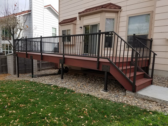 Fortress Deck with Metal Railing